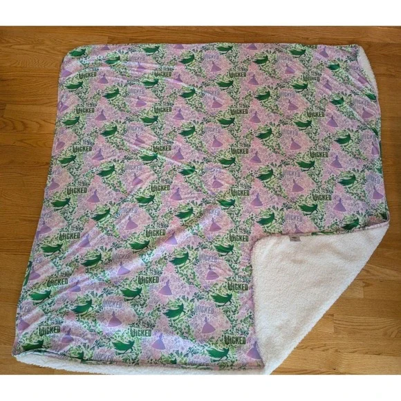 Bums and Roses x Wicked Plush Bum Bum Blanket Bamboo Viscose 50x50 - Picture 2 of 5